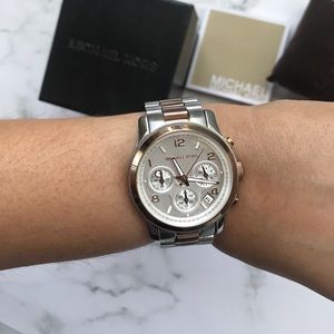 🎀 Michael Kors Stainless Steel Watch 🎀